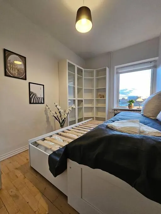Apartment Lejlighed Med Altan Og Gratis Parkering Aalborg Denmark
